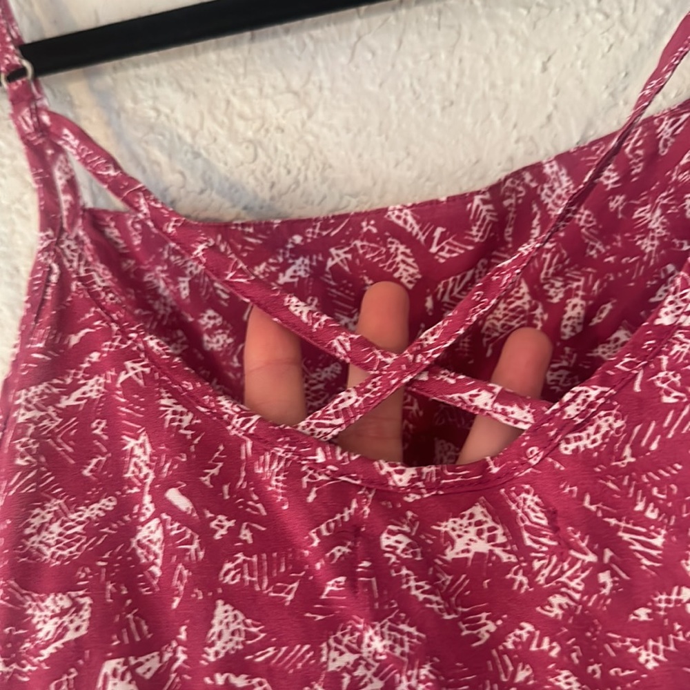 Prana tank - Picture 3 of 11
